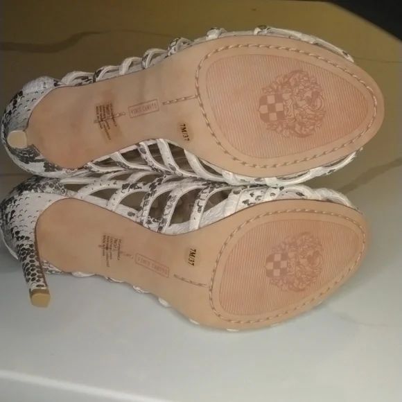 Vince Camuto Fontanela Heeled Sandals sz 7 - Picture 5 of 6